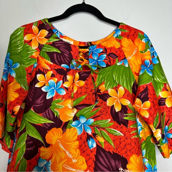 Vintage 1970's Pacific Isle Hawaiian Floral Print MuMu Midi Dress - Picture 4 of 6